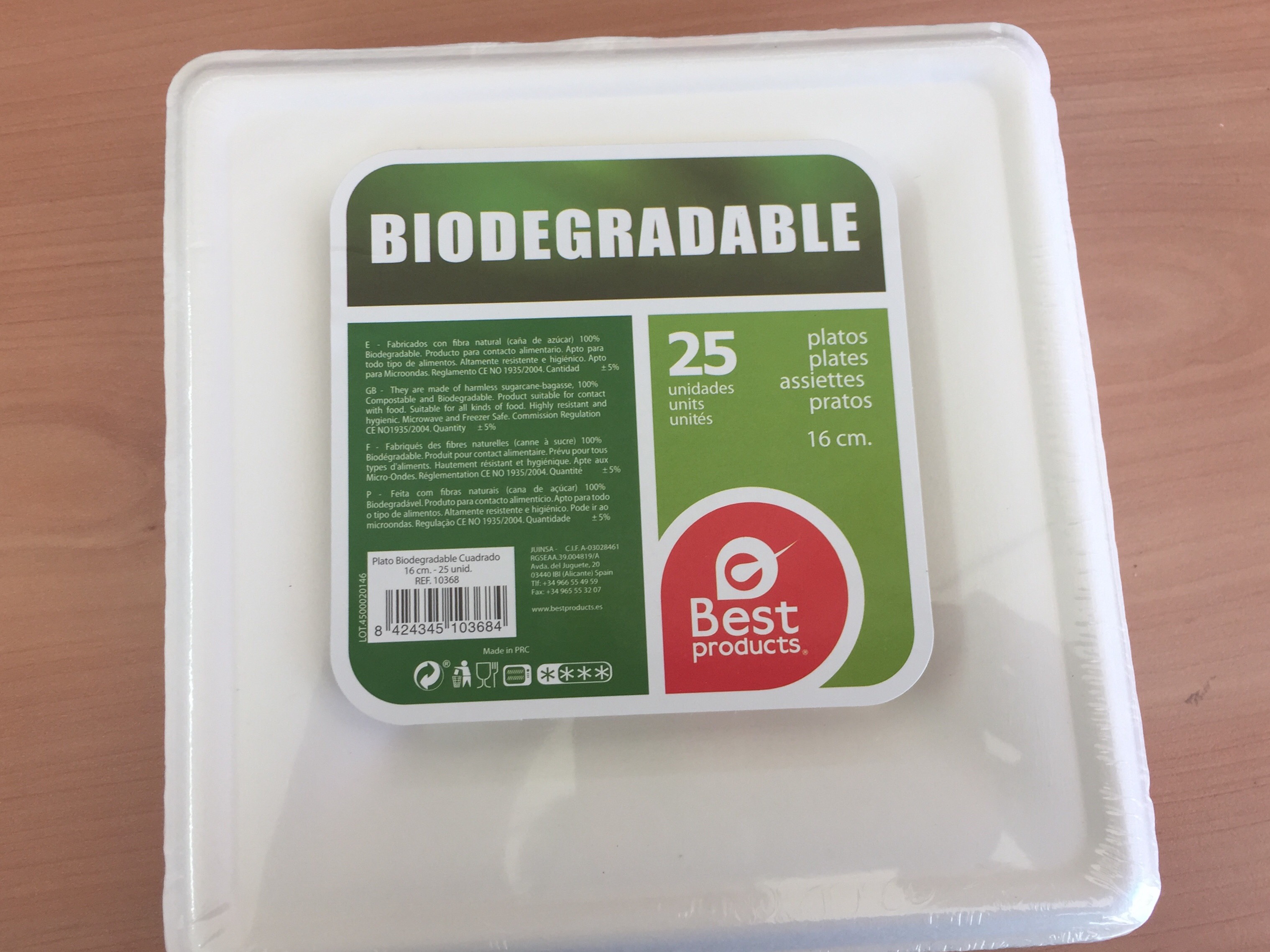 25  Assiettes Carré en Carton Biodégradable 16cm